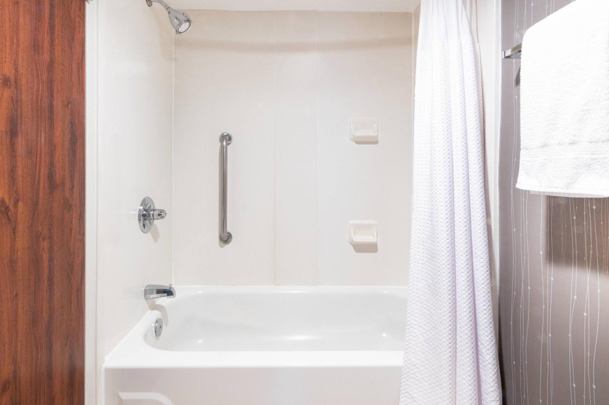 Courtyard By Marriott Bloomington Hotel Luaran gambar
