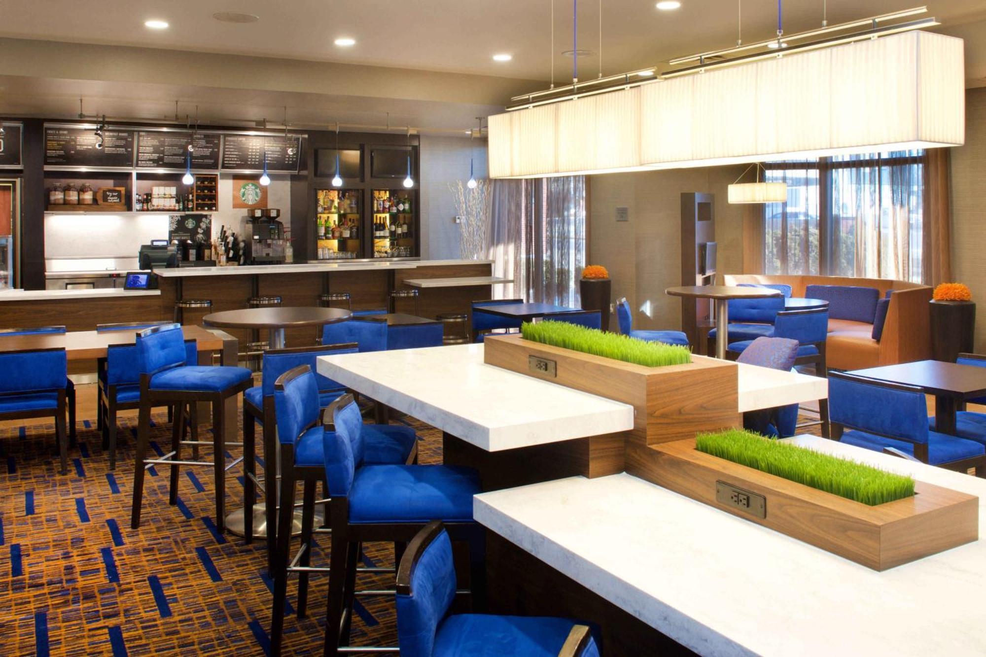 Courtyard By Marriott Bloomington Hotel Luaran gambar