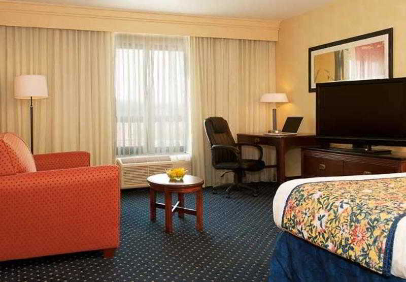 Courtyard By Marriott Bloomington Hotel Luaran gambar
