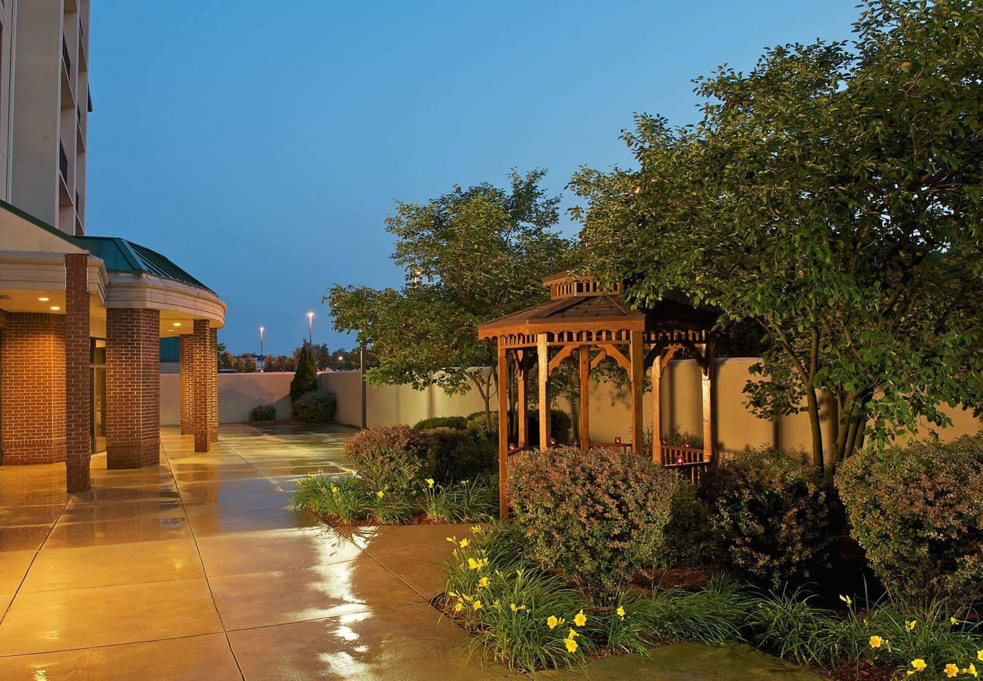Courtyard By Marriott Bloomington Hotel Luaran gambar
